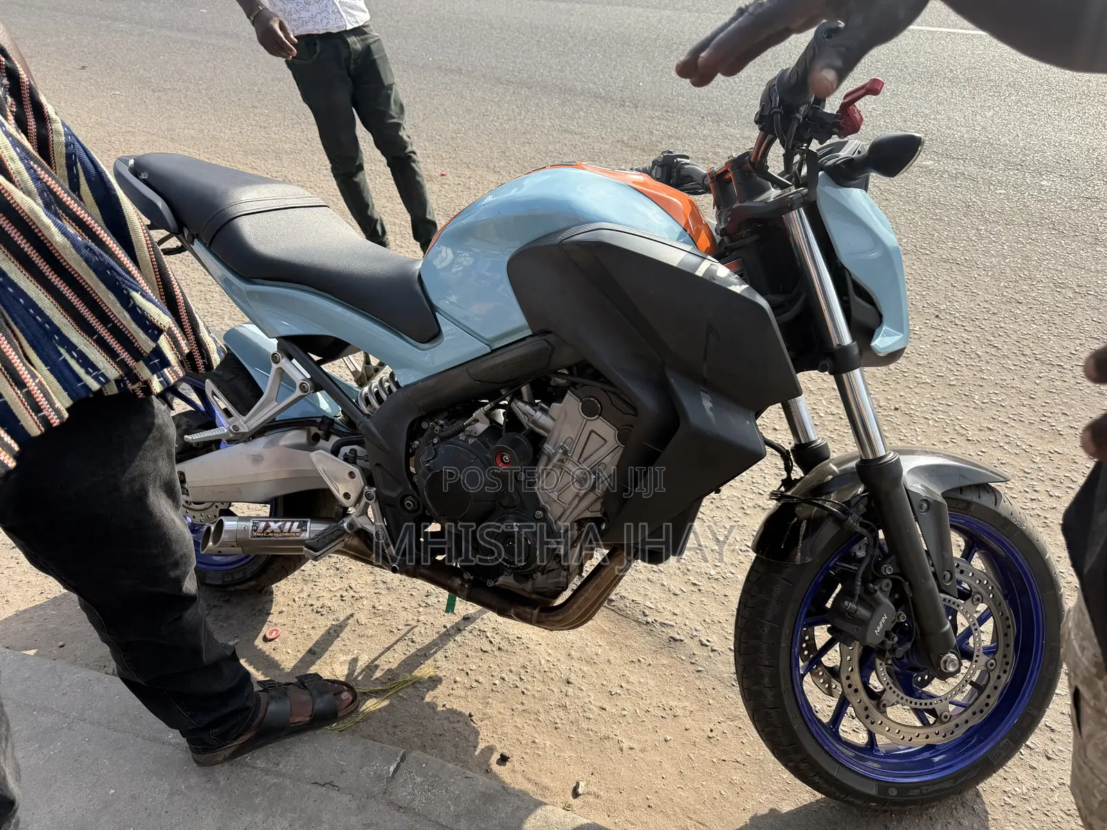 Honda CB 2018 Blue