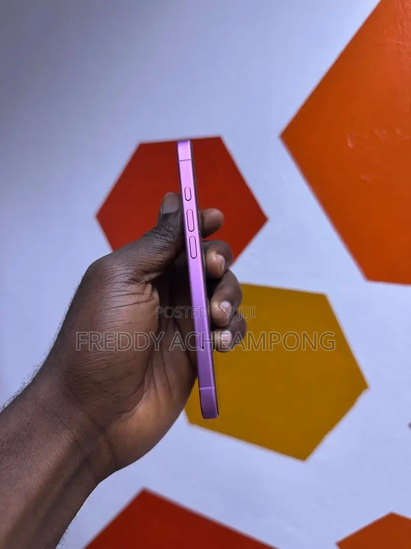 Apple iPhone 16 128 GB Pink