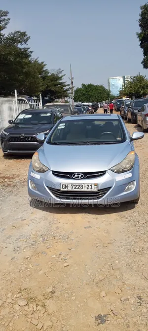 Hyundai Elantra Limited Sedan FWD (1.8L 4cyl 6A) 2013 Blue