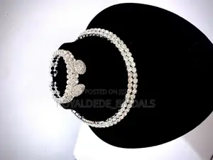 Jewelries and More