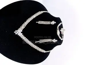 Jewelries and More