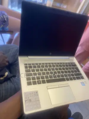 Laptop HP EliteBook 830 G5 8GB Intel Core i5 SSD 256GB