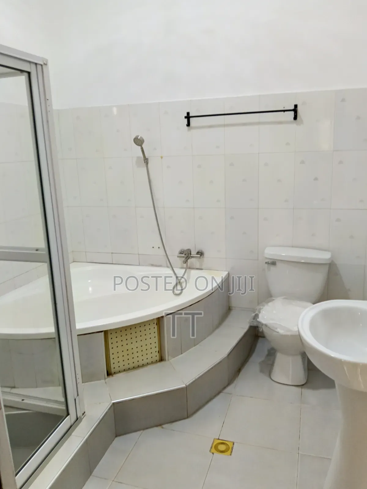 3bdrm House in Spintex Shell, Coca Cola for rent