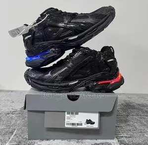 Balenciaga Runner LED