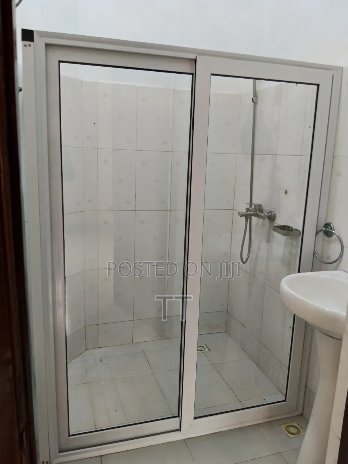 3bdrm House in Spintex Shell, Coca Cola for rent