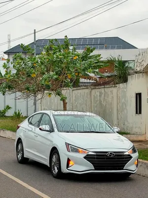 Hyundai Elantra 2020 White