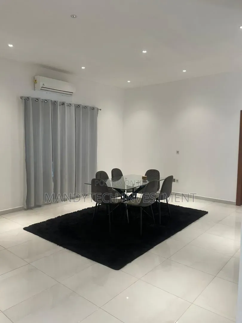 4bdrm Duplex in School Junction for rent