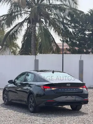 Hyundai Elantra SEL 2021 Black