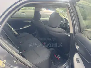 Toyota Corolla S 4dr Sedan (1.8L 4cyl 4A) 2013 Gray