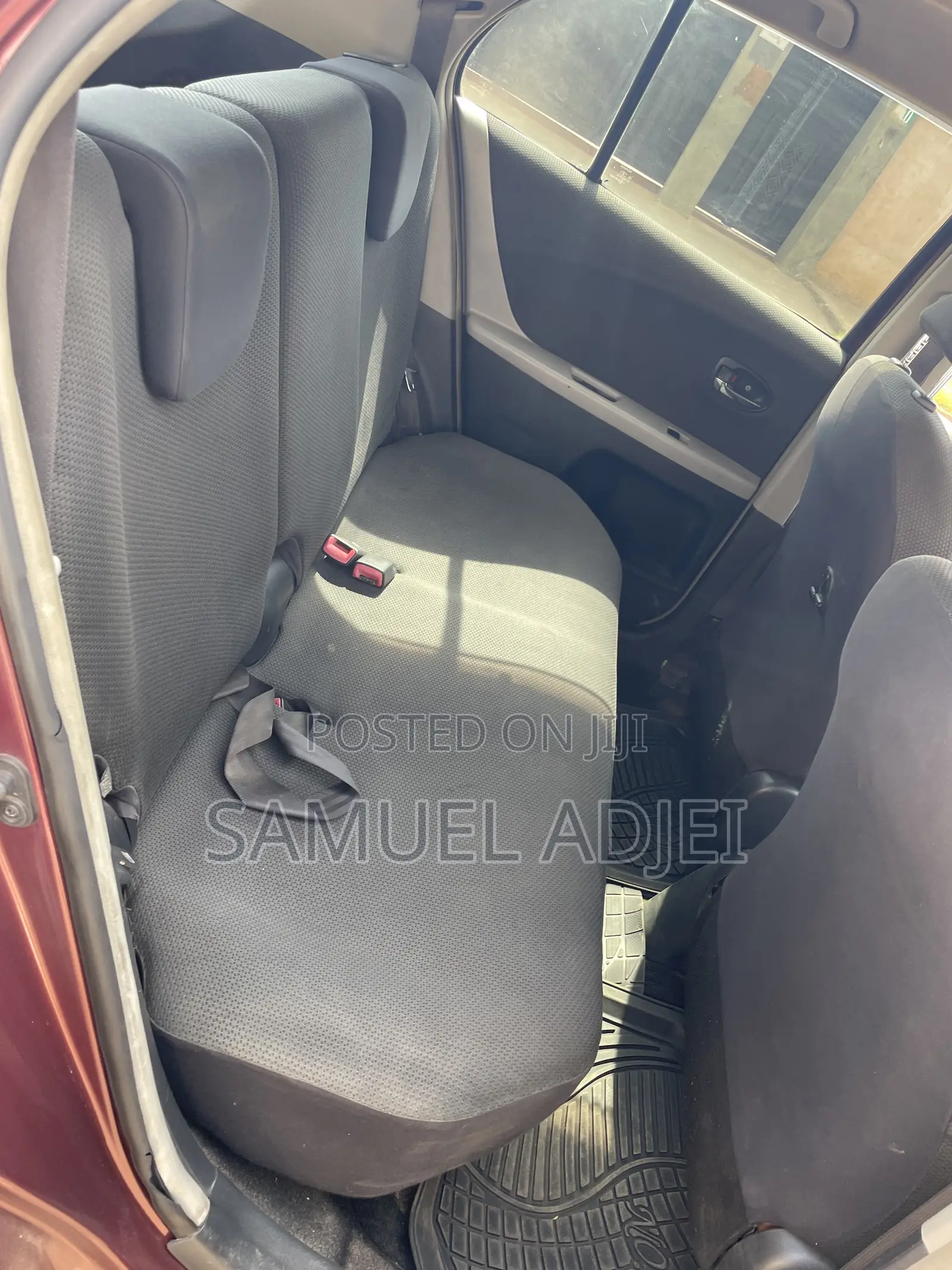 Toyota Vitz 2010