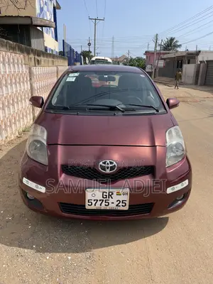 Toyota Vitz 2010
