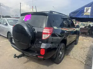 Toyota RAV4 2.5 2010 Black
