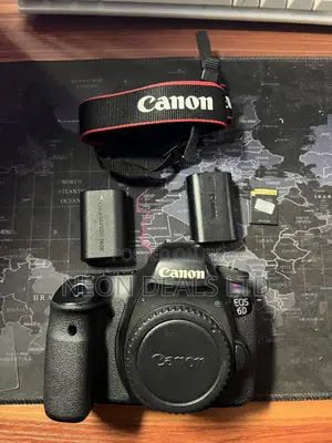 Canon 6D + SD Card and Camera Bag