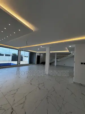 4bdrm Mansion in East Legon Hills for sale