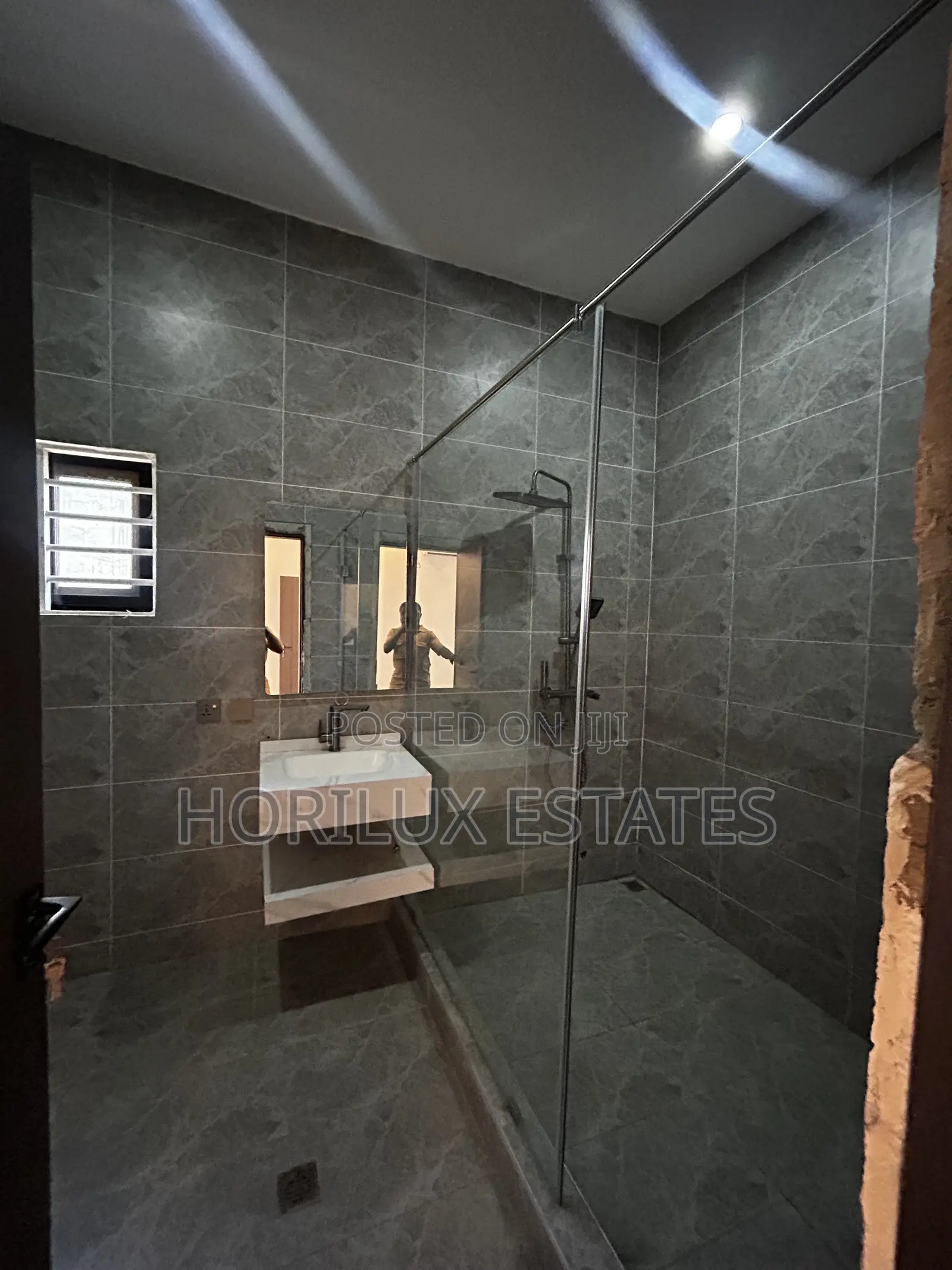 4bdrm Mansion in East Legon Hills for sale