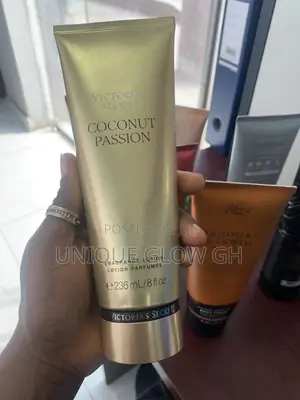 Victoria’s Secret Coconut Passion Fragrance Lotion