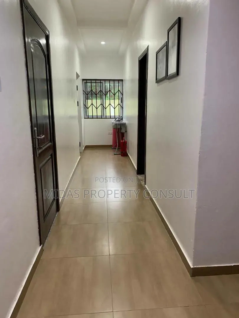 Furnished 3bdrm House in Ayawaso, Pokuase for sale
