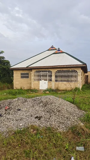 3bdrm Apartment in Aboaso, Kumasi Metropolitan for sale