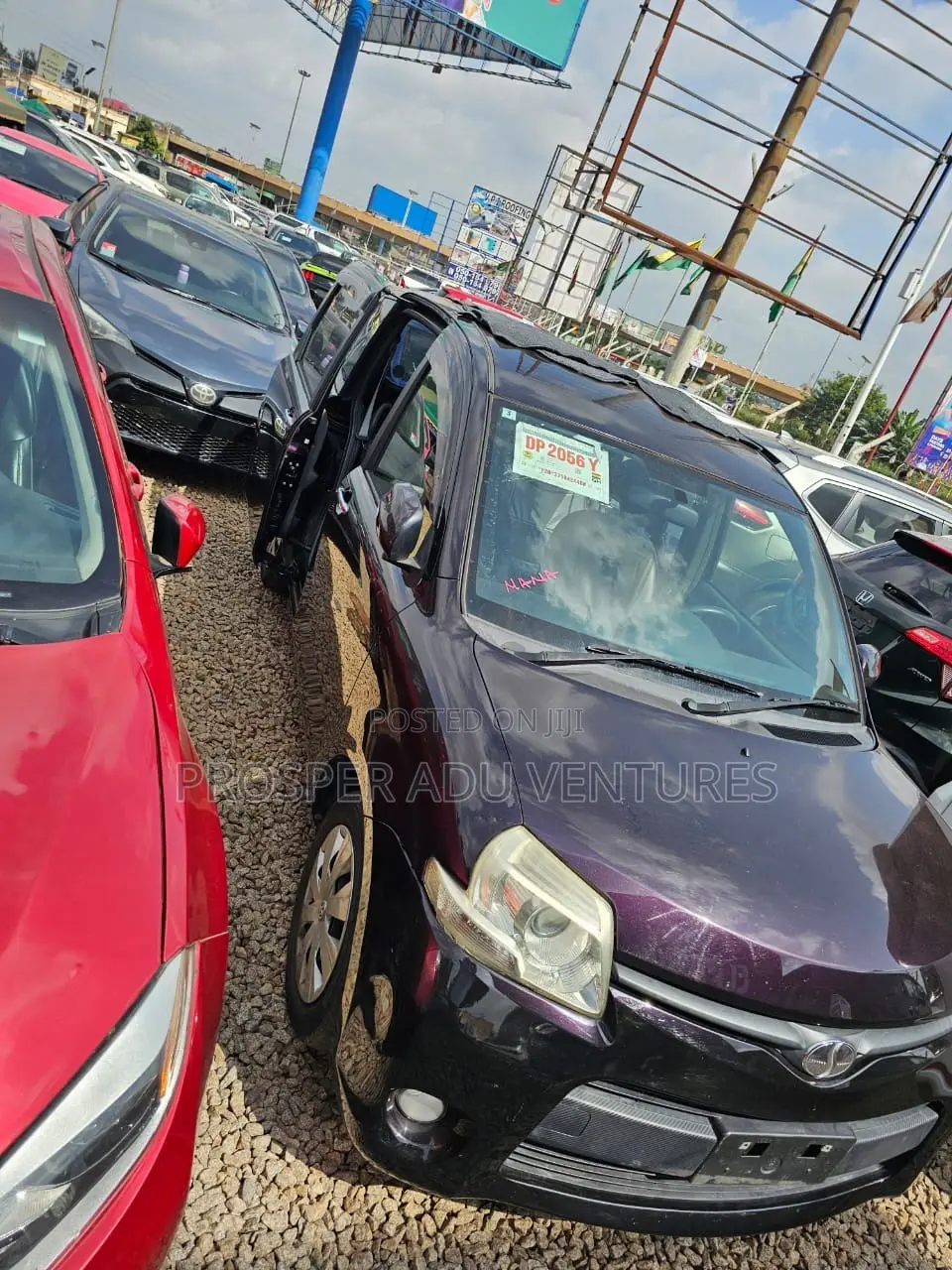 Toyota Sienta 1.5 FWD 2013