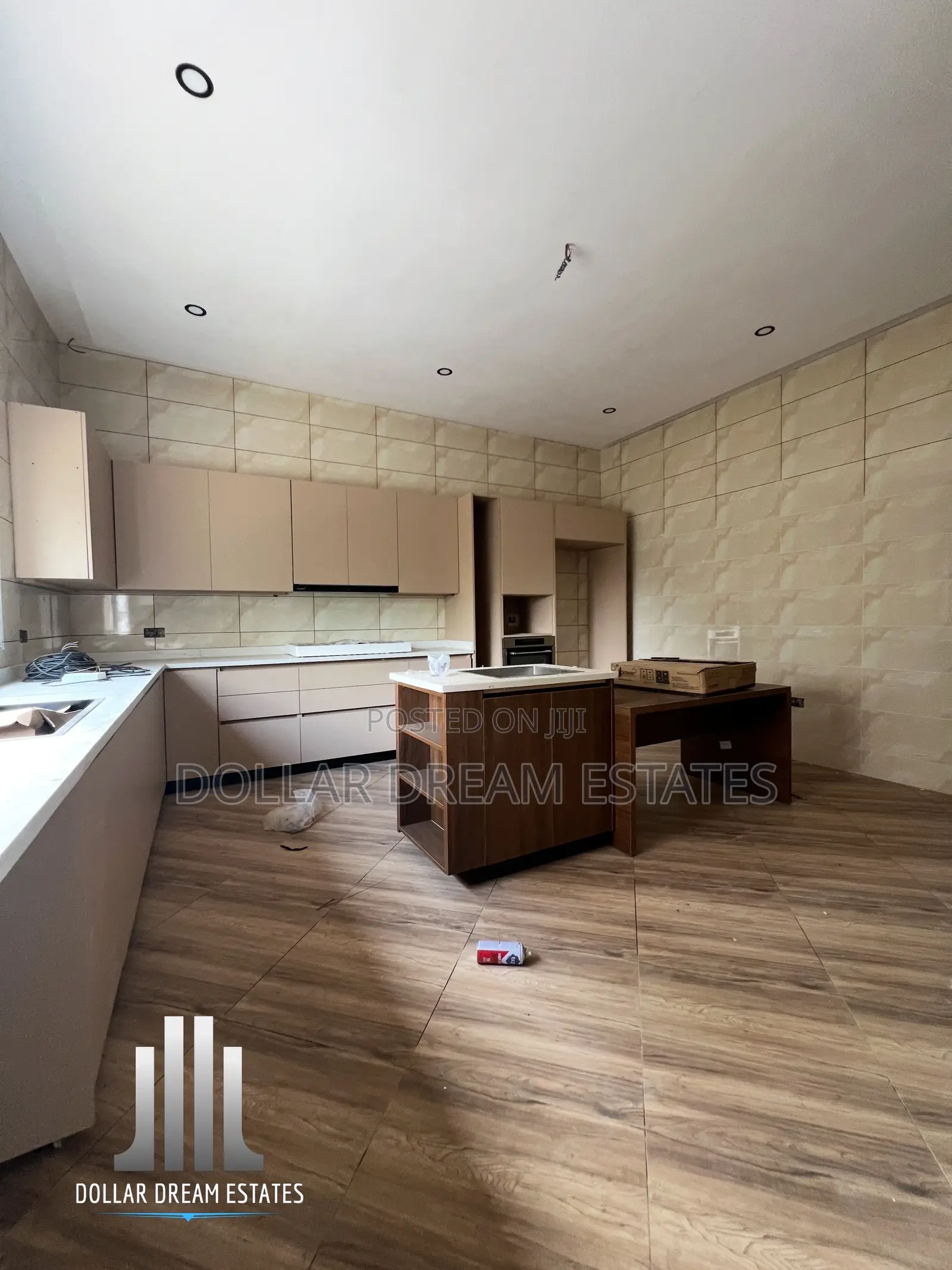 4bdrm House in East Legon for sale