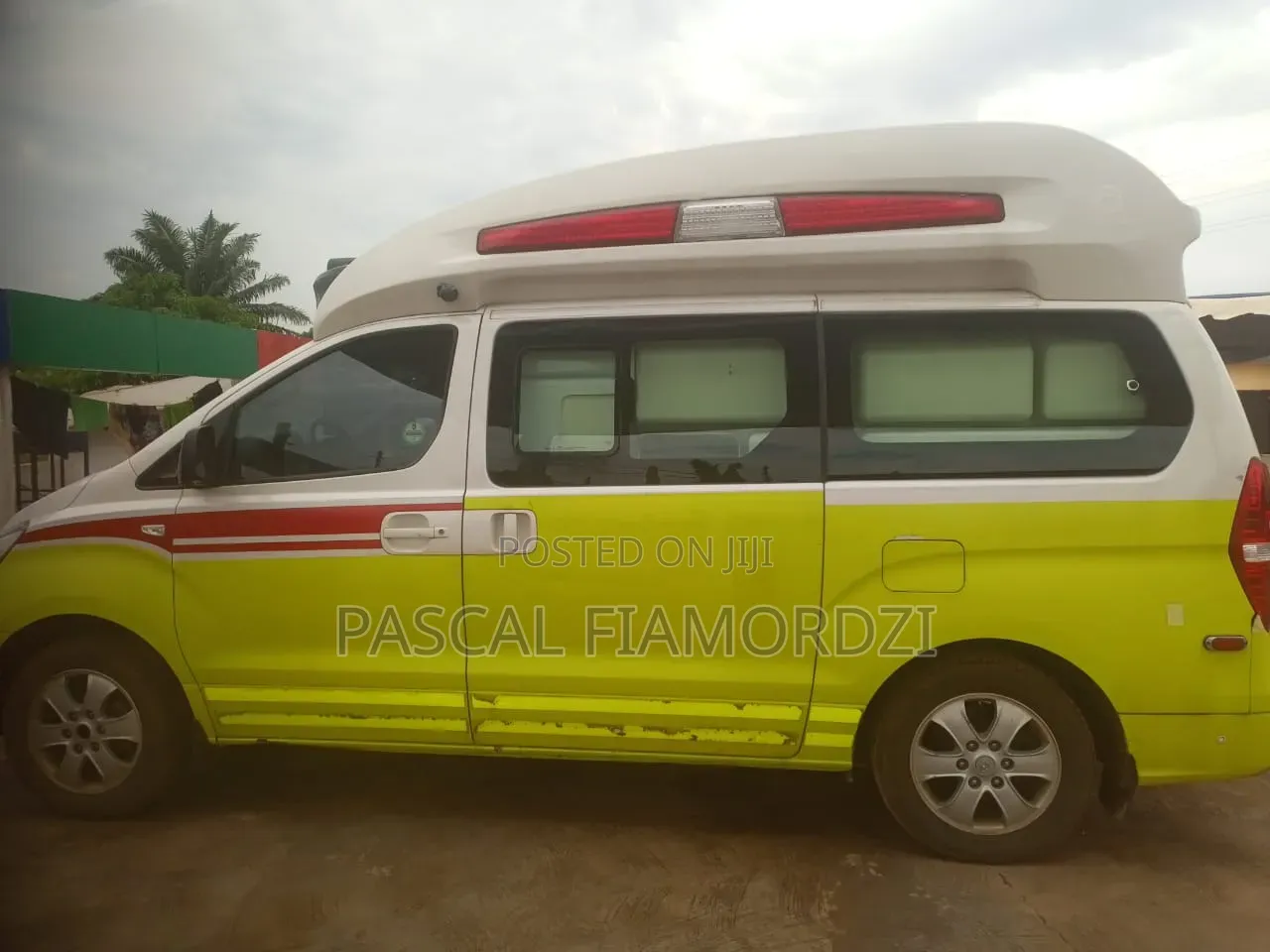 Hyundai Starex 2017 Green