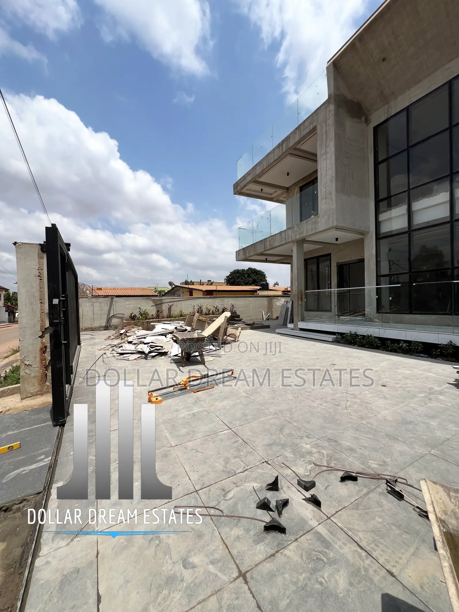 4bdrm House in East Legon for sale