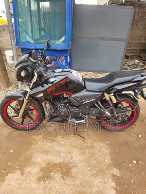 TVS Apache 180 RTR 2023 Black