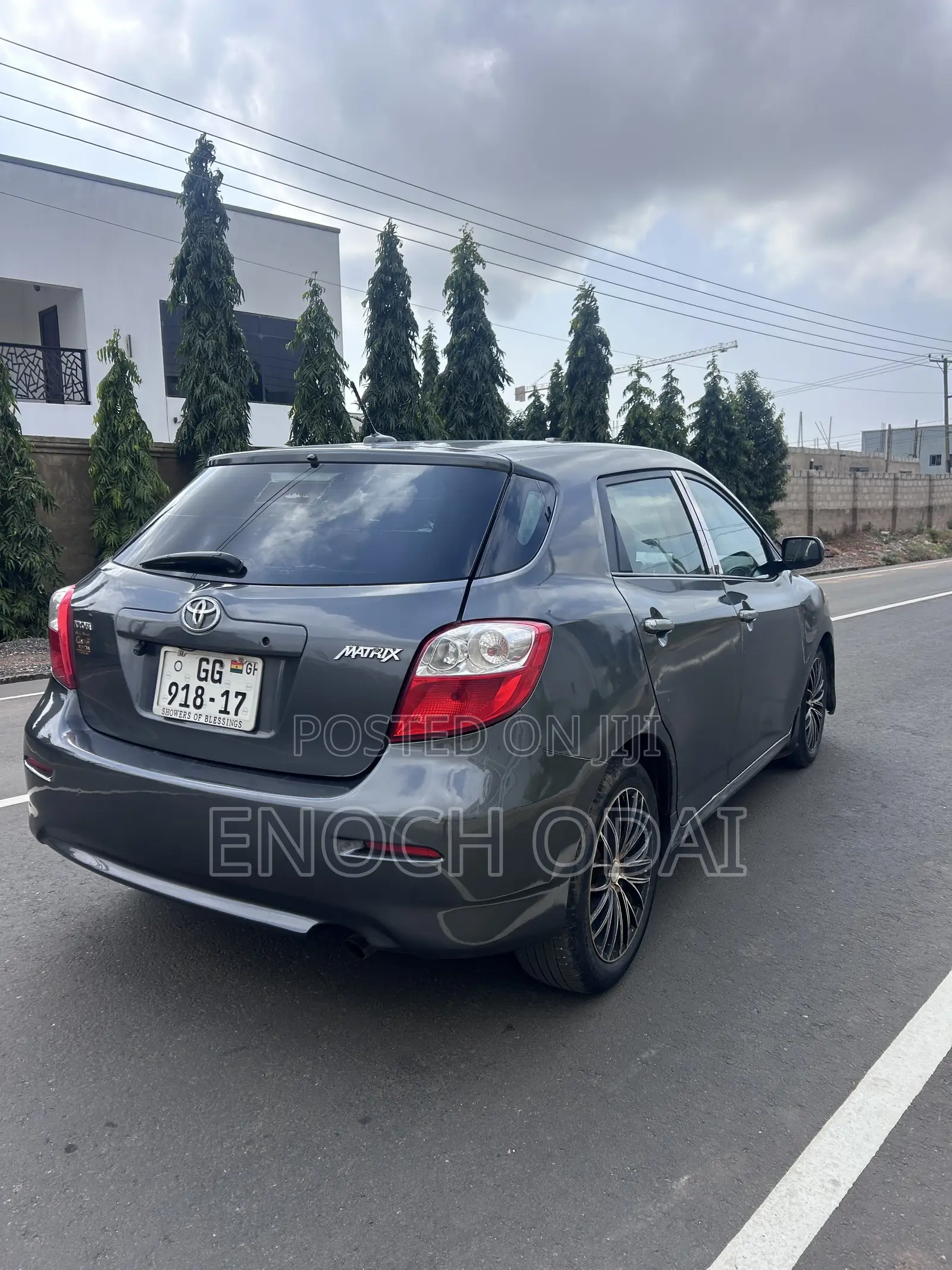 Toyota Matrix Hatchback FWD (1.8L 4cyl 5M) 2010 Gray