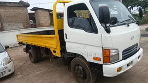 Hyundai Mighty 2