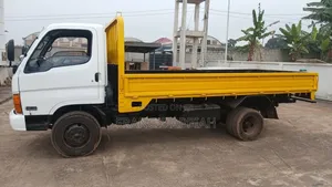 Hyundai Mighty 2