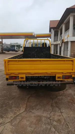 Hyundai Mighty 2