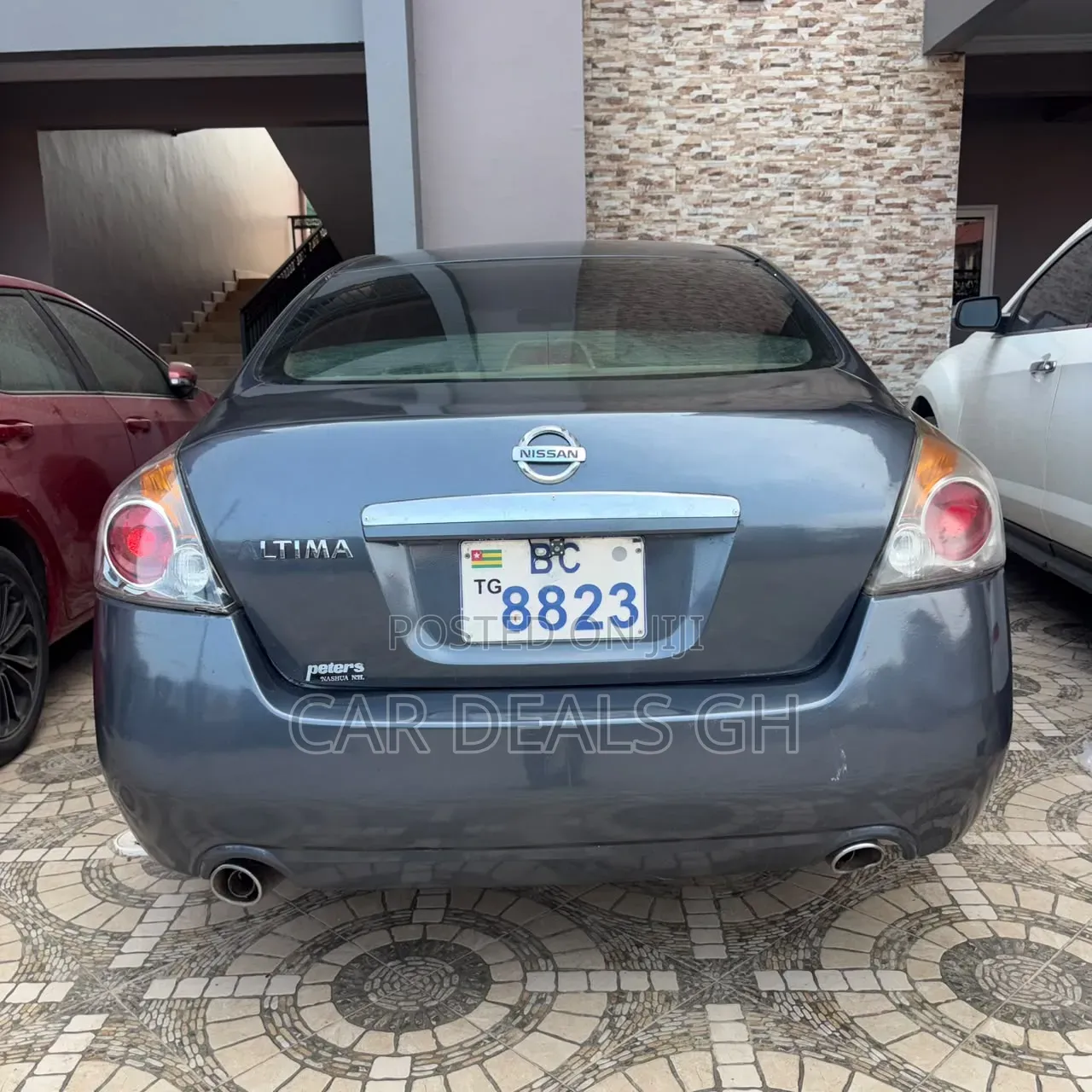 Nissan Altima 2011 Gray
