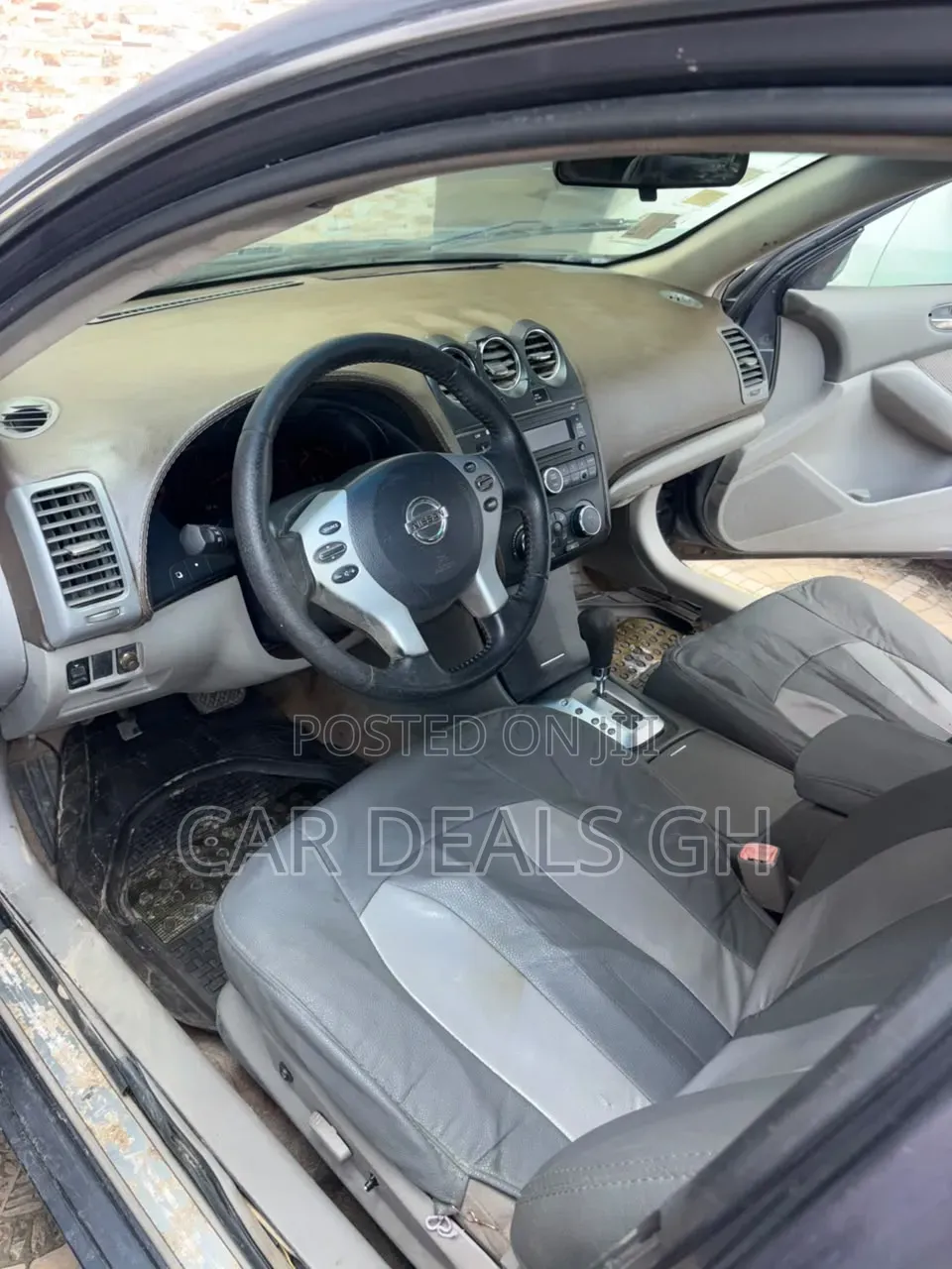 Nissan Altima 2011 Gray