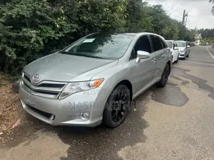 Toyota Venza XLE 2015 Silver