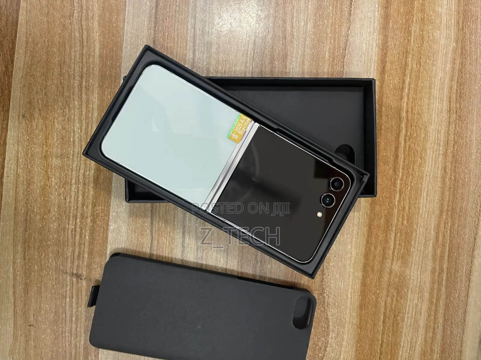 New Samsung Galaxy Z Flip6 256 GB White