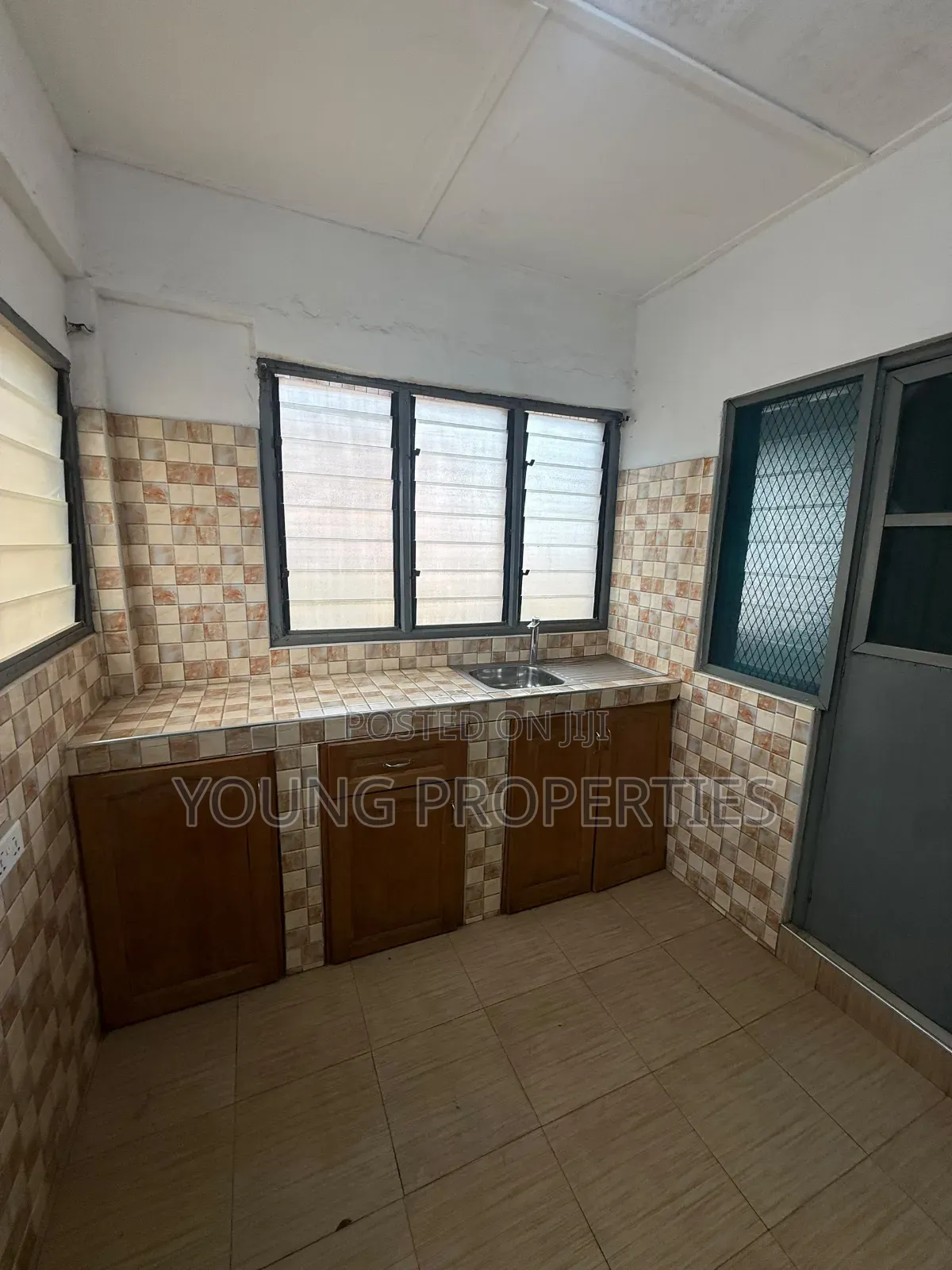 1bdrm Apartment in Mamprobi Bamboi for rent