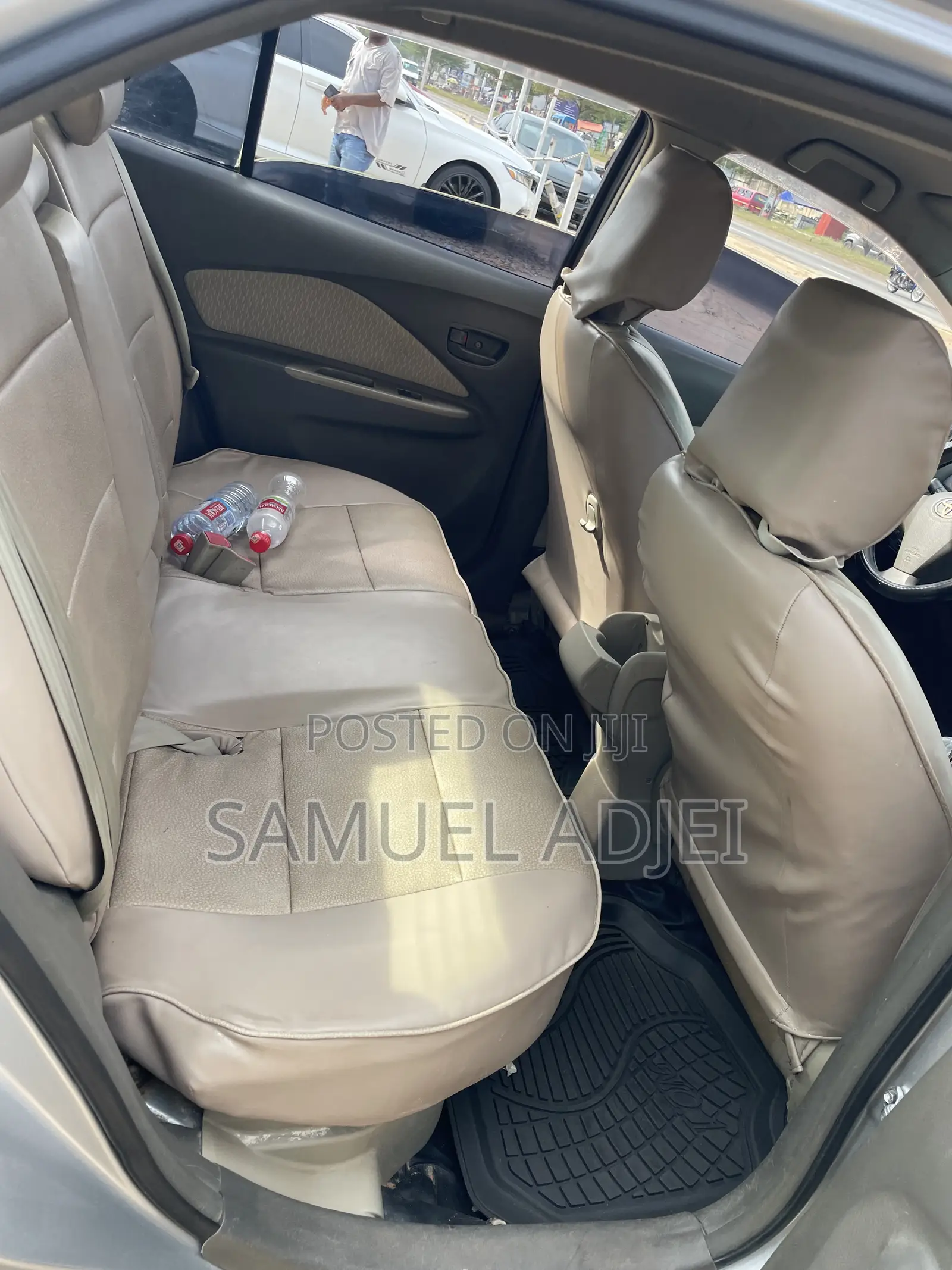 Toyota Belta 2010 Silver