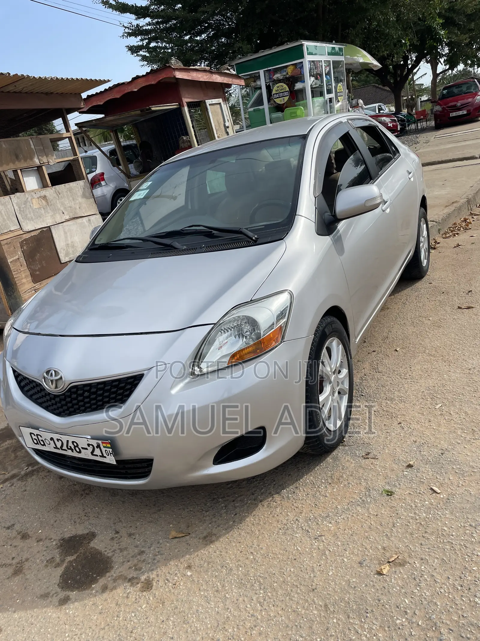 Toyota Belta 2010 Silver