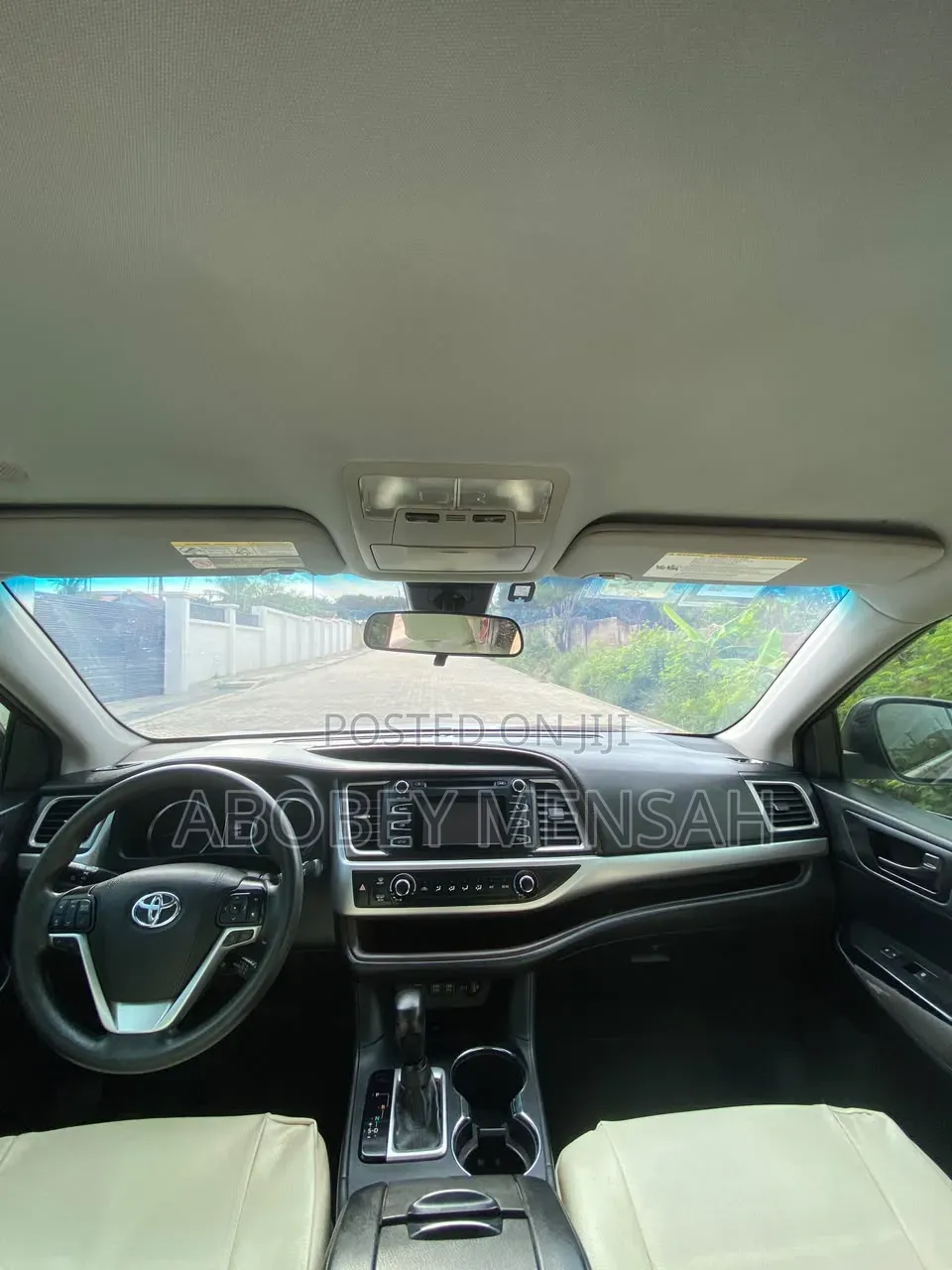 Toyota Highlander LE Plus 2019 Burgundy