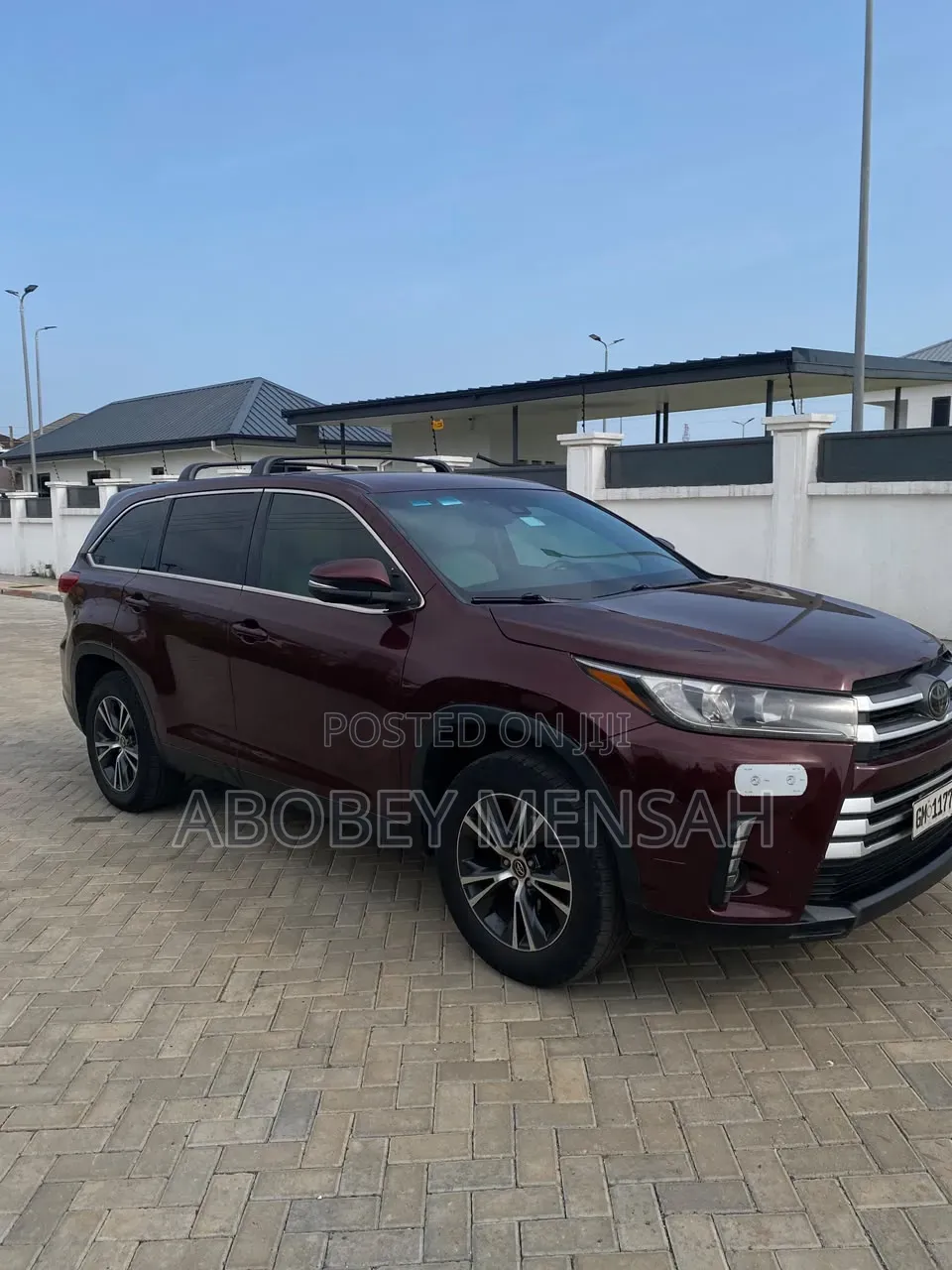 Toyota Highlander LE Plus 2019 Burgundy