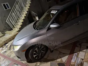Honda Civic 2018 Silver