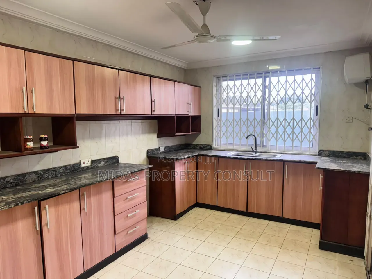 3bdrm Apartment in Local Government, Social Welfare for rent