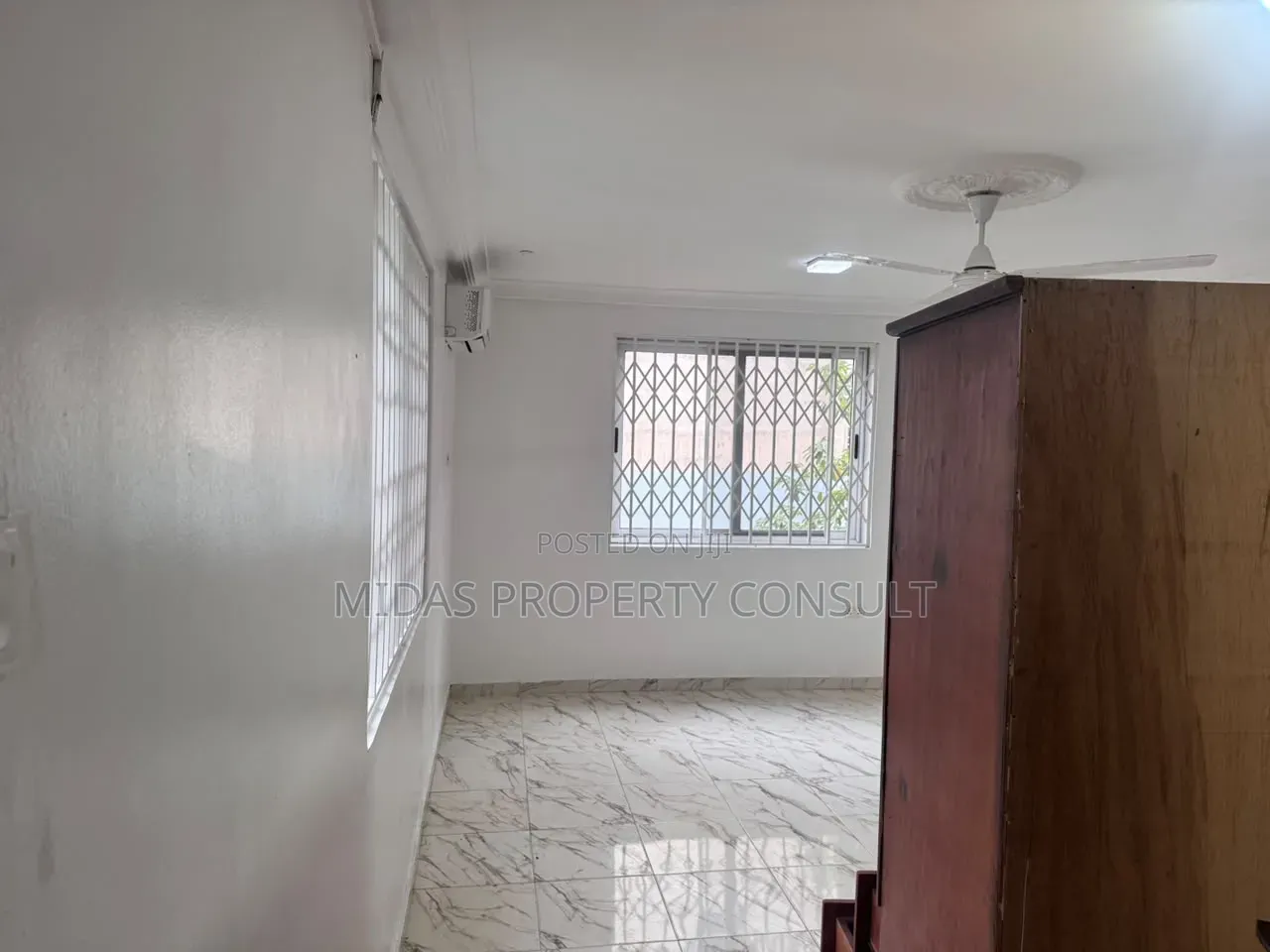 3bdrm Apartment in Local Government, Social Welfare for rent