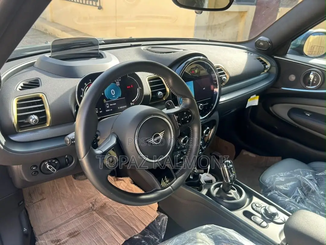 Mini Clubman 2024 Blue