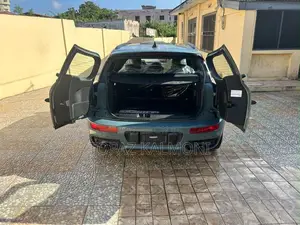 Mini Clubman 2024 Blue