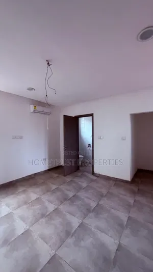 4bdrm Duplex in Ablekuma Ga Odumase, Pentecost for rent