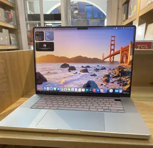 Laptop Apple MacBook Pro 2021 M1 16GB Apple M1 Pro SSD 512GB