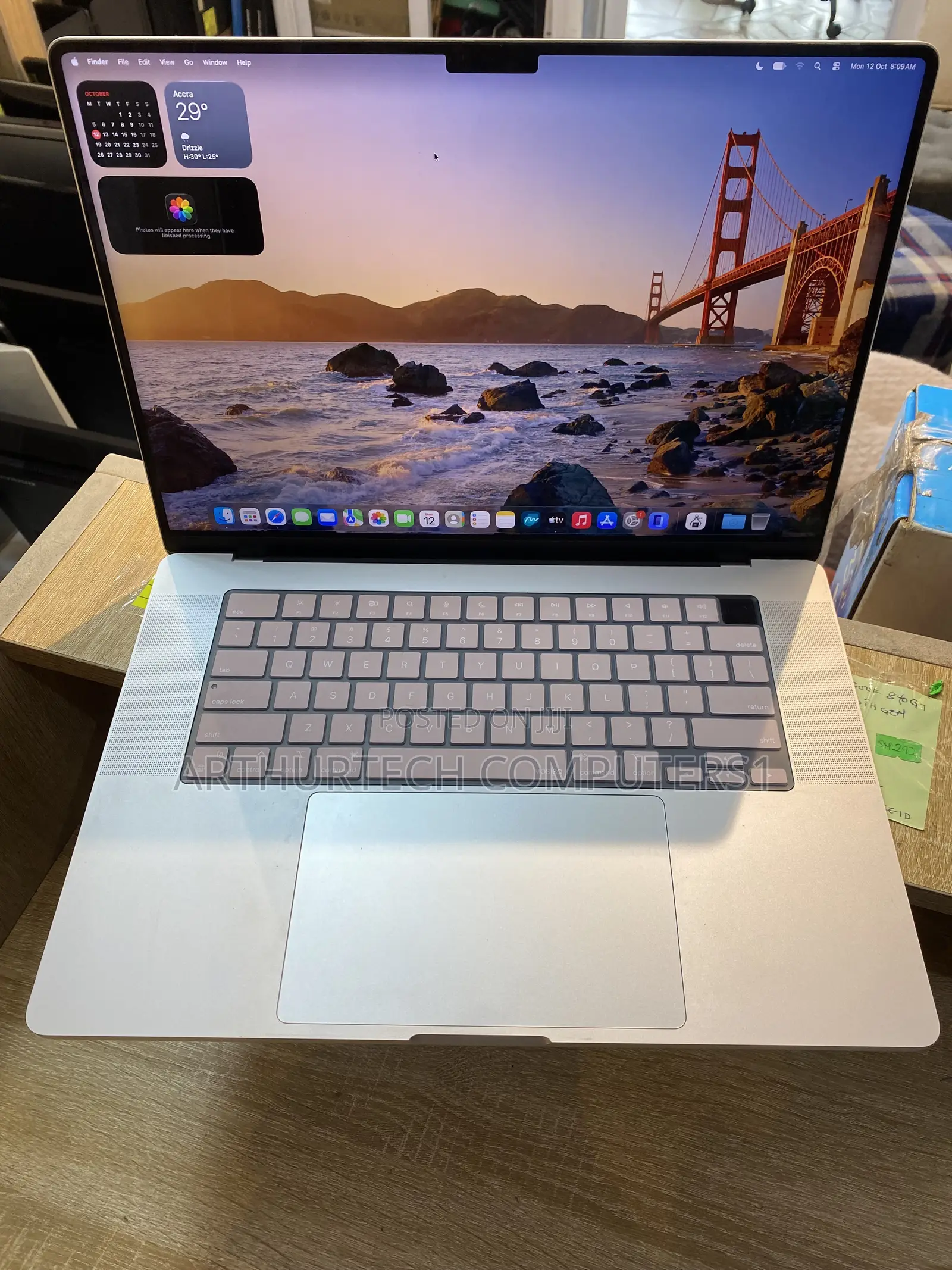 Laptop Apple MacBook Pro 2021 M1 16GB Apple M1 Pro SSD 512GB