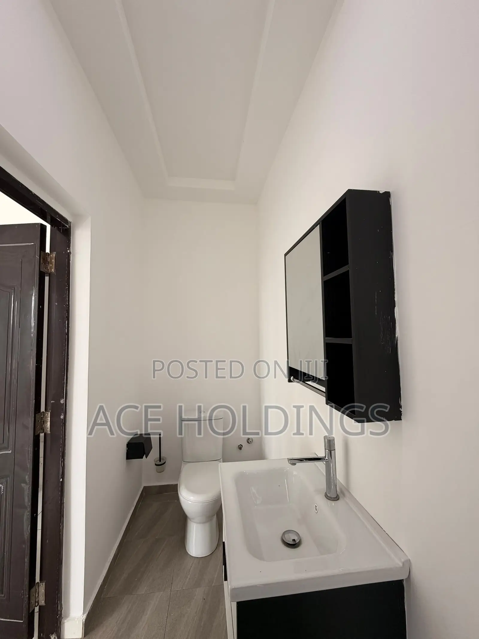 2bdrm Townhouse / Terrace in East Legon Hills for rent