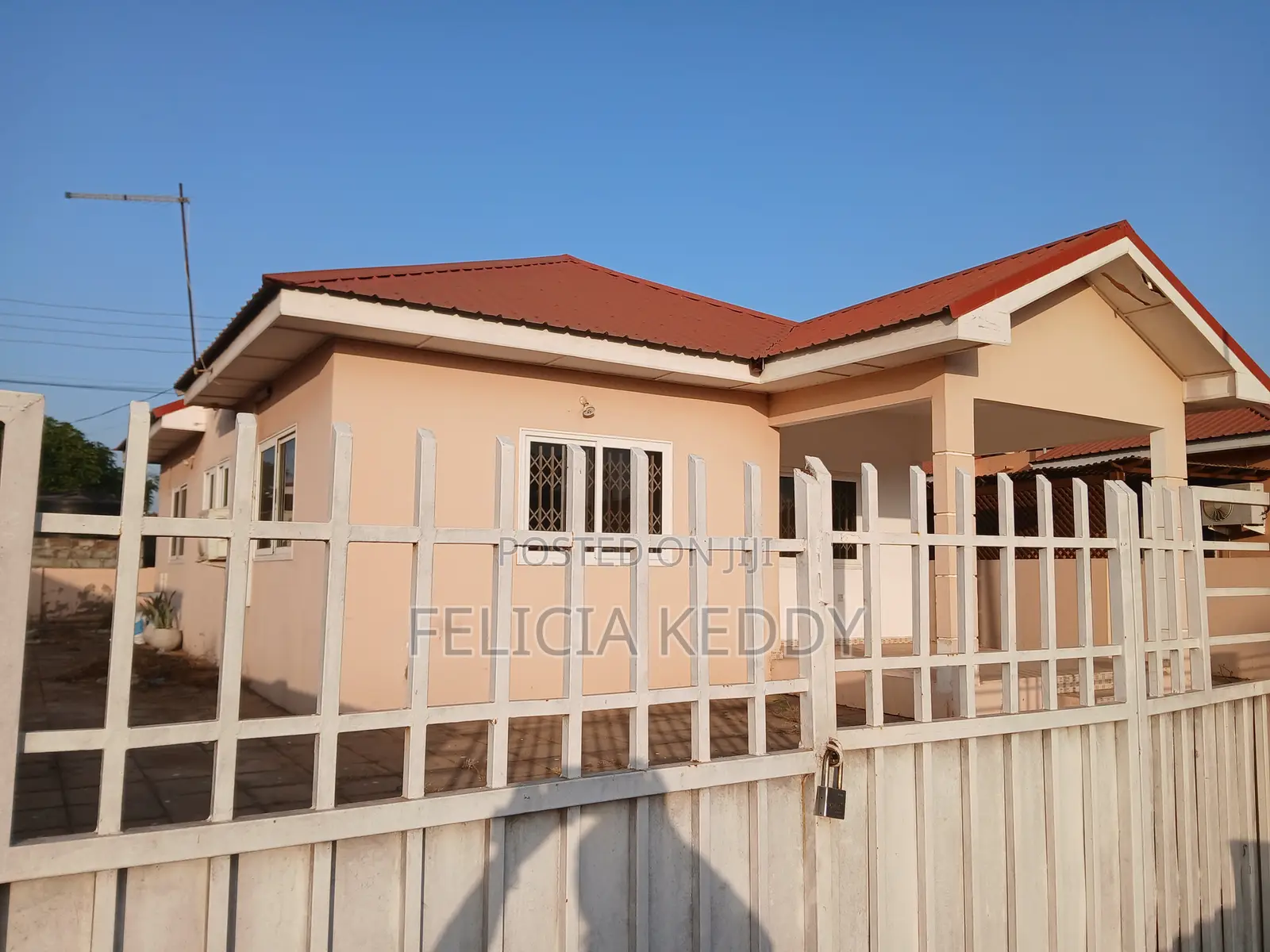 3bdrm House in Devtraco Court, Community 25 for rent